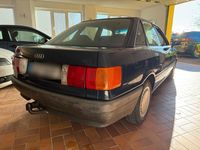 Second-hand Audi 80 90 CP (66 kW) 1989 Albastru Berlinǎ