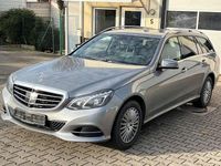 Gebraucht Mercedes E300 204 PS (150 kW) 2014 Palladiumsilber  metalliclack Kombi