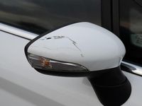 Gebraucht Ford Fiesta Titanium 82 PS (60 kW) 2013 Weiß Limousine