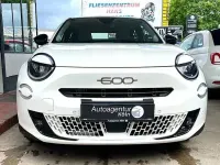 Gebraucht Fiat 600 Basis 101 PS (74 kW) 2024 Weiß SUV