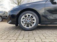 Neu BMW 120 Performance 170 PS (125 kW) 2026 Schwarz Kleinwagen