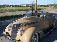 Gebraucht Ford Deluxe 85 PS (62 kW) 2026 Beige Cabrio
