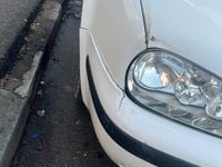 Gebraucht VW Golf IV 75 PS (55 kW) 2001 Weiß Kleinwagen