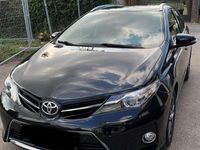 Gebraucht Toyota Auris 132 PS (97 kW) 2015 Schwarz Kombi