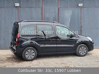 Gebraucht Peugeot Partner Tepee Active 110 PS (80 kW) 2017 Schwarz Van / Kleinbus