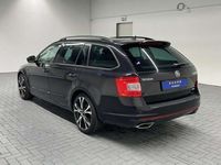 gebraucht Skoda Octavia OctaviaCombi RS Bi-Xenon/Navi/18-Zoll/Canton/SH