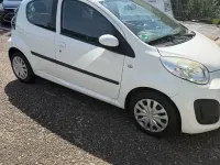 Gebraucht Citroën C1 Tendance 68 PS (50 kW) 2014 Weiß Kleinwagen