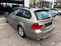Gebraucht BMW 320 Advantage 163 PS (119 kW) 2007 Grau Kombi
