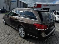 Gebraucht Mercedes E220 Edition 170 PS (125 kW) 2015 Braun Kombi