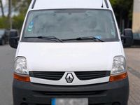 Second-hand Renault Master 120 CP (88 kW) 2010 Alb Monovolum