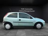 Gebraucht Opel Corsa Basis 58 PS (42 kW) 2002 Grün Kleinwagen