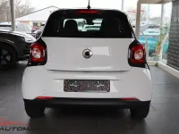 Gebraucht Smart ForFour 90 PS (66 kW) 2019 Weiß Kleinwagen