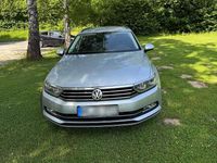 Gebraucht VW Passat 150 PS (110 kW) 2018 Grau Kombi