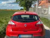 Second-hand Renault Mégane 101 CP (74 kW) 2011 Roșu Berlinǎ