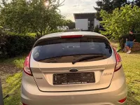 Gebraucht Ford Fiesta 101 PS (74 kW) 2014 Silber Kleinwagen