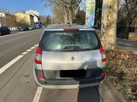 Gebraucht Renault Scénic II Authentique 98 PS (72 kW) 2005 Silber Van / Kleinbus