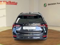 Gebraucht Skoda Octavia Ambition 150 PS (110 kW) 2023 Schwarzmagic perleffekt Kombi