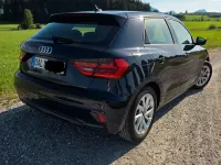 Gebraucht Audi A1 Advanced 95 PS (69 kW) 2022 Blau SUV