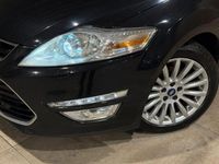 Gebraucht Ford Mondeo 163 PS (119 kW) 2014 Schwarz Limousine