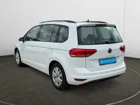 Gebraucht VW Touran Comfortline 150 PS (110 kW) 2023 Pure white Van / Kleinbus