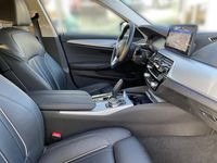 Gebraucht BMW 520 Efficient Dynamics 190 PS (139 kW) 2022 Schwarz Kombi