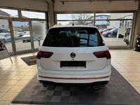 Gebraucht VW Tiguan Pro 320 PS (235 kW) 2022 Pure white SUV