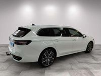 Gebraucht VW Passat Elegance 193 PS (141 kW) 2025 Oryxweiß perlmutteffekt Kombi