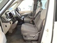 Gebraucht VW Multivan Life 150 PS (110 kW) 2024 Weiß Van