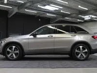 Gebraucht Mercedes GLC300 245 PS (180 kW) 2019 Mojavesilber SUV