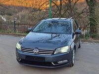 Gebraucht VW Passat 140 PS (102 kW) 2011 Grau Kombi