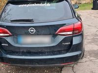 Gebraucht Opel Astra Edition 150 PS (110 kW) 2017 Grün Kombi