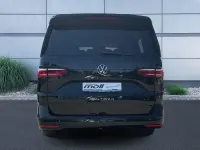 Gebraucht VW Multivan Life 150 PS (110 kW) 2025 Deep black perleffekt Van / Kleinbus