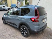 Neu Dacia Jogger Expression 110 PS (80 kW) 2025 Grau Van / Kleinbus