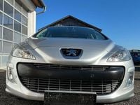 Gebraucht Peugeot 308 Access 120 PS (88 kW) 2010 Silber Limousine