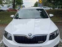 Gebraucht Skoda Octavia RS 184 PS (135 kW) 2014 Weiß Kleinwagen