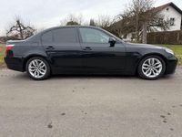 Gebraucht BMW 523 Advantage 177 PS (130 kW) 2006 Schwarz Limousine