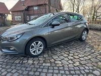 Gebraucht Opel Astra Dynamic 150 PS (110 kW) 2017 Grau Limousine