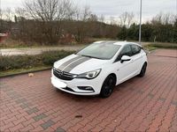 Gebraucht Opel Astra 160 PS (117 kW) 2017 Weiß Limousine