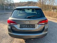 Gebraucht Opel Astra Dynamic 136 PS (100 kW) 2018 Grau Kombi