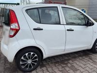 Gebraucht Suzuki Splash 70 PS (51 kW) 2011 Weiß Kleinwagen