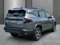 Neu Dacia Bigster Expression 140 PS (102 kW) 2025 Grau metallic SUV