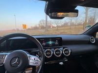 Gebraucht Mercedes A220 AMG line 190 PS (139 kW) 2021 Weiß Limousine