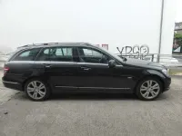 Gebraucht Mercedes C200 136 PS (100 kW) 2010 Obsidianschwarz  metalliclack Kombi