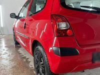 Gebraucht Renault Twingo 76 PS (55 kW) 2008 Rot Kleinwagen
