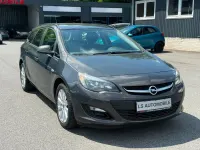 Gebraucht Opel Astra Selection 110 PS (80 kW) 2015 Grau Kombi