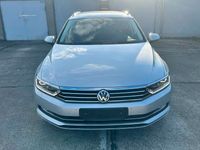 Gebraucht VW Passat 150 PS (110 kW) 2018 Silber Kombi