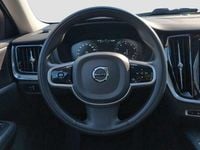 Gebraucht Volvo V60 250 PS (183 kW) 2022 Denim blue Kombi
