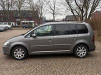 Gebraucht VW Touran 140 PS (102 kW) 2009 Braun Van / Kleinbus