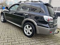 gebraucht Mitsubishi Outlander Outlander2.4 4WD Automatik Intense