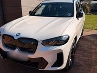 Gebraucht BMW iX3 Shadowline 151 kW (206 PS) 2023 Weiß SUV